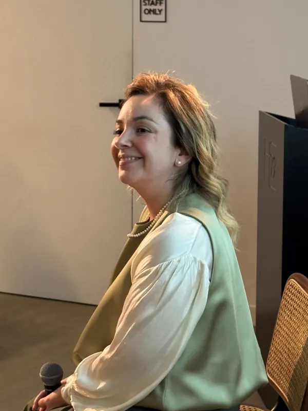 Maria Beatrice Alonzi presenta "Hai ancora paura" a Pompei — Hotel Habita79 (foto 4 di 19)